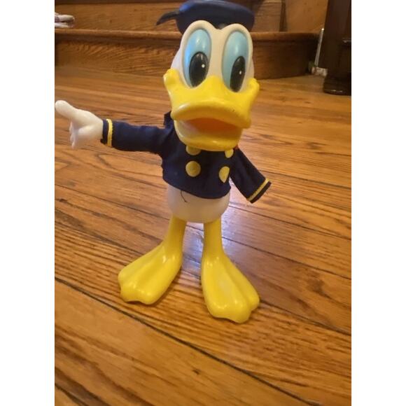 VTG R. Dakin Donald Duck Walt Disney Plastic Figurine - Picture 1 of 4